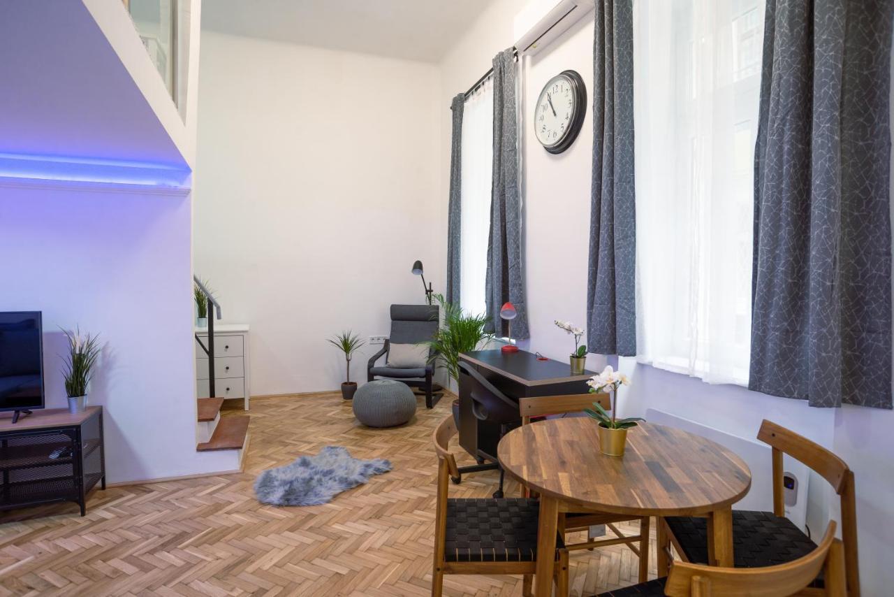 Bella Mia - Entire Apartment Near Liszt Ferenc Ter Budapest Ngoại thất bức ảnh